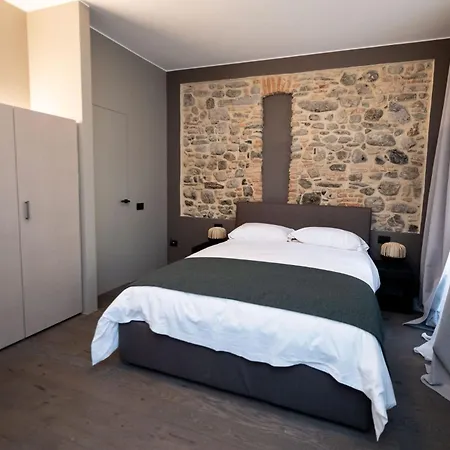 호텔 Albergo Canzo Canzo