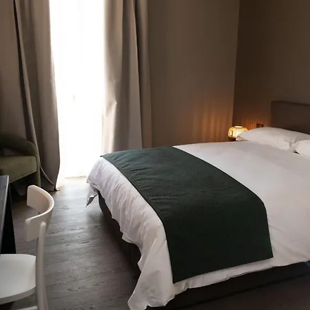 호텔 Albergo Canzo
