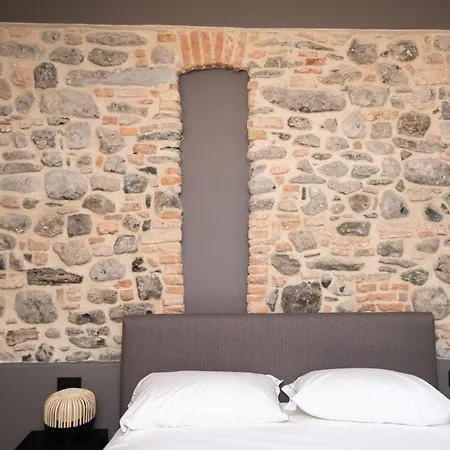 호텔 Albergo Canzo